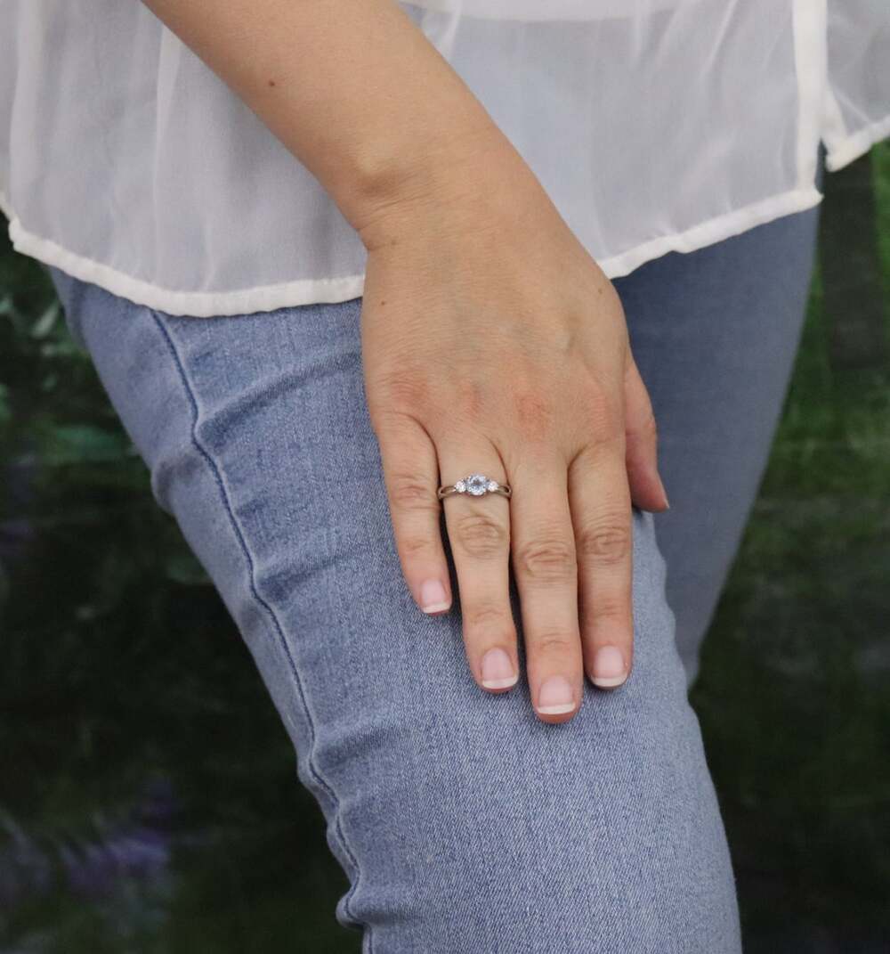 Sterling Silver Natural Sky Blue Topaz and Cubic Zirconia Ring Size 8 - Picture 3 of 7
